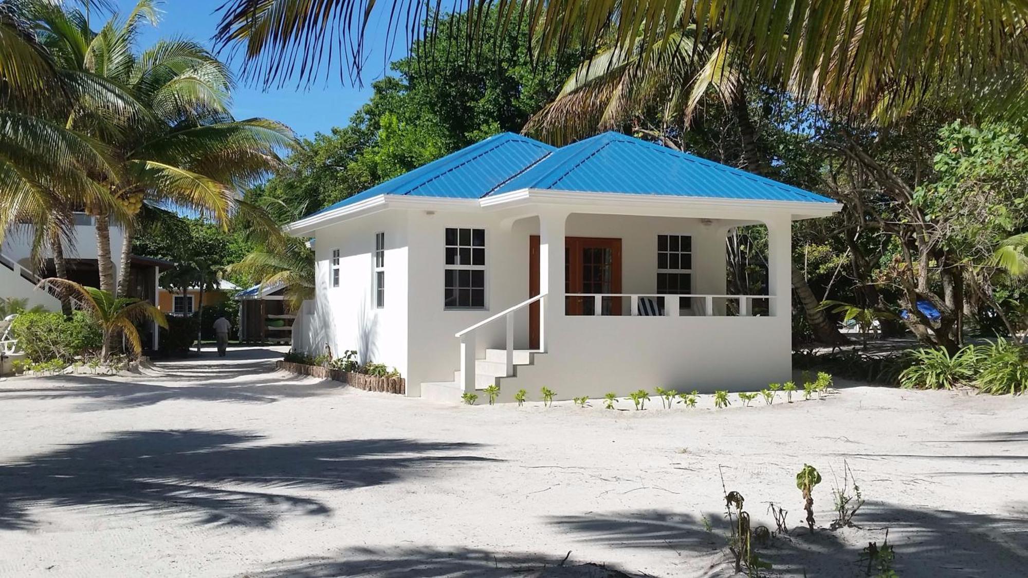 Cocotal Inn And Cabanas San Pedro  Exterior photo