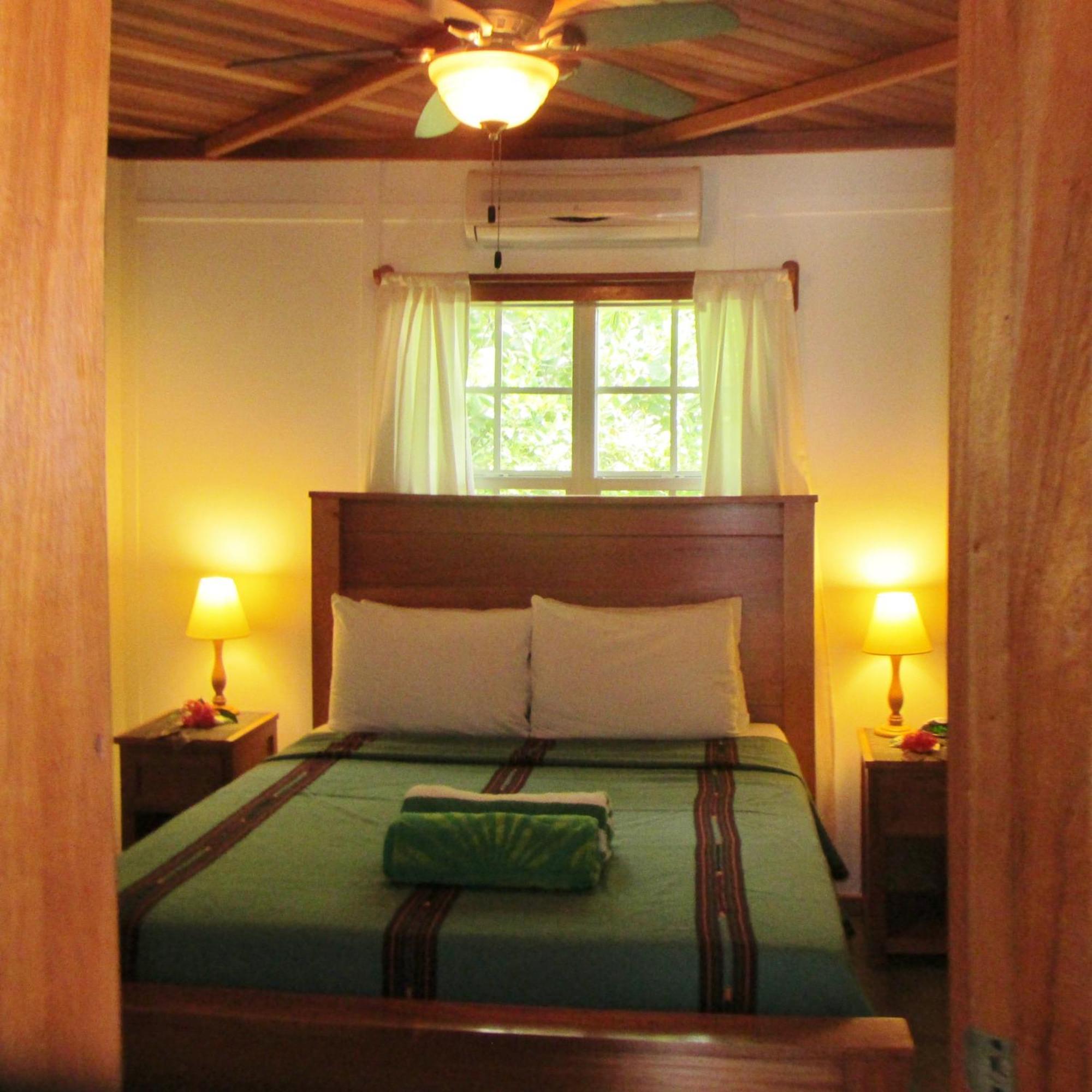 Cocotal Inn And Cabanas San Pedro  Room photo