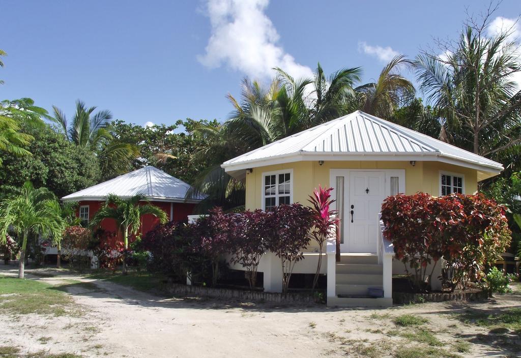 Cocotal Inn And Cabanas San Pedro  Exterior photo