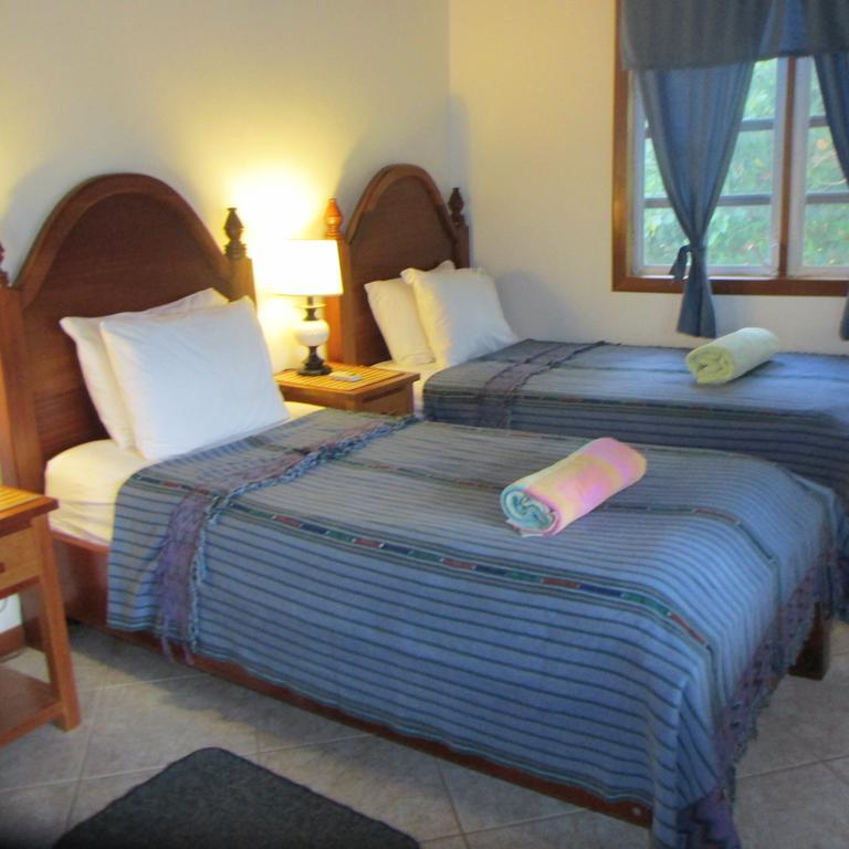 Cocotal Inn And Cabanas San Pedro  Room photo