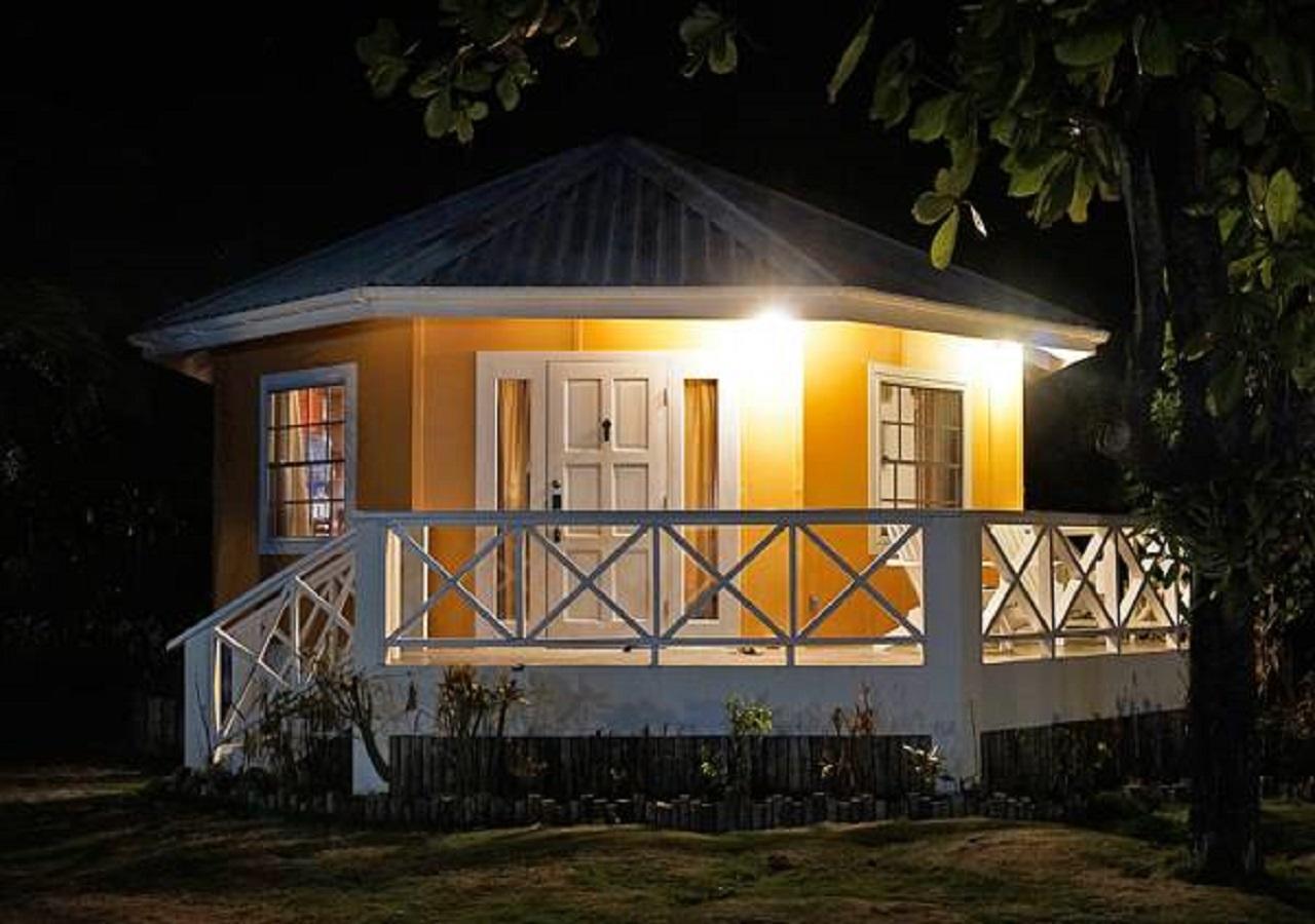 Cocotal Inn And Cabanas San Pedro  Exterior photo